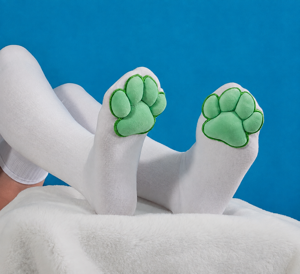 Plush Mochi Paw Socks - Green & White Thigh Highs